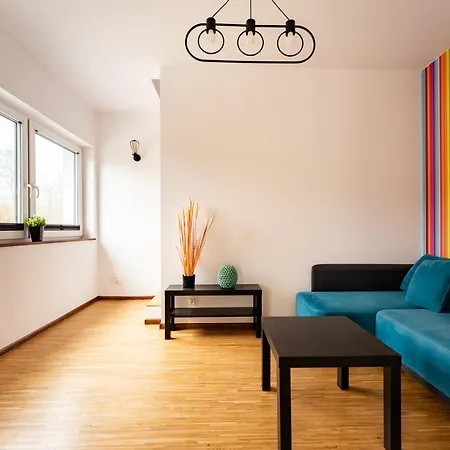 Bernadowo Comfy By Bookinghost شقة غدينيا