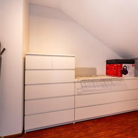 Apartmán Bernadowo Comfy By Bookinghost